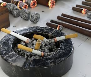 Blender香烟雪茄3D模型资产预设 Cigars Cigarettes Joints Blunts And Ashtrays – 3D Assetkit Pbr